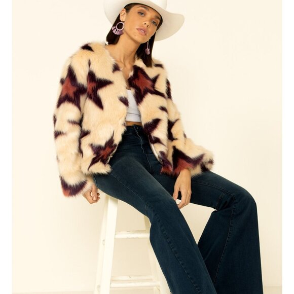 BAND OF GYPSIES Stars Faux Fur Jacket NWOT Pink, Purple, Ivory size XS - Picture 5 of 12